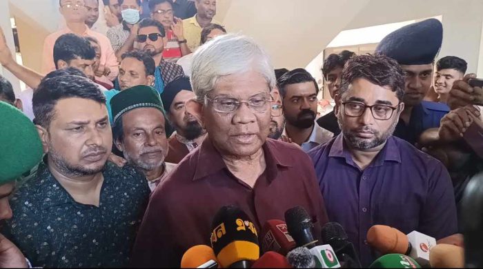 যতগুলো টাকা বিদেশে পাচার হয়েছে দেশের ইতিহাসে তা আর হয়নি-- অর্থ উপদেষ্টা ডঃ সালেহ উদ্দিন ।